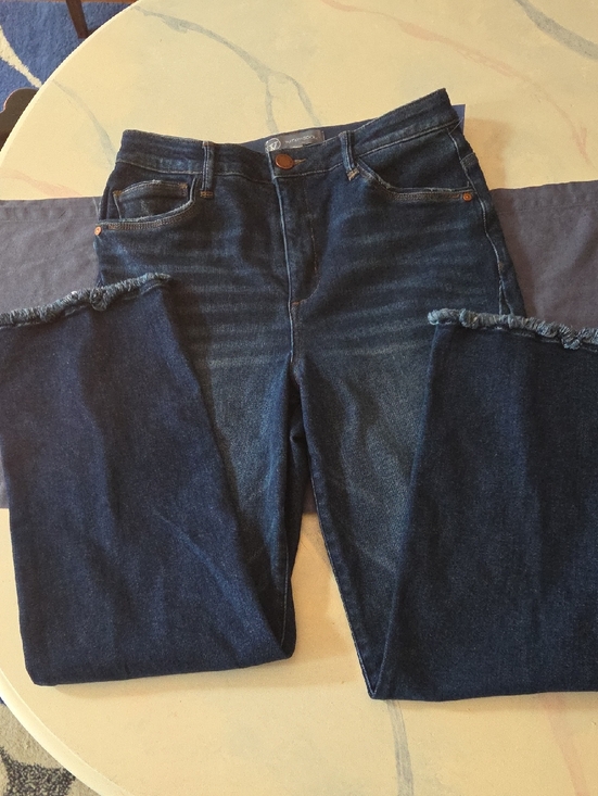 Wit & Wisdom Denim - Wit & Wisdom Bennett Barely Bootcut Jeans Medium Wash Size 8 Style LI69JEHV